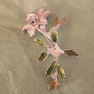 Napier Flower Brooch